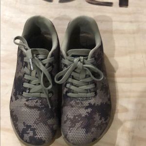 Nobull camo CrossFit trainers in women size 8.